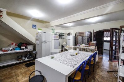 Casa, 3 quartos, 250 m² - Foto 1