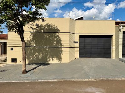 Casa, 3 quartos, 294 m² - Foto 2