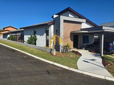 Casa, 4 quartos, 273 m² - Foto 2