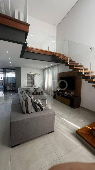 Casa, 3 quartos, 280 m² - Foto 1