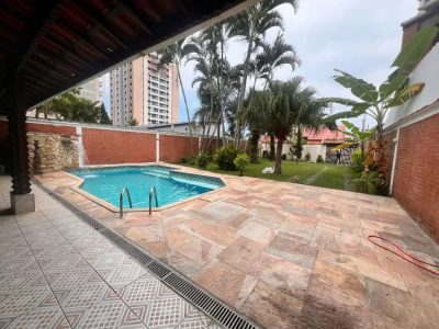 Casa, 3 quartos, 110 m² - Foto 1