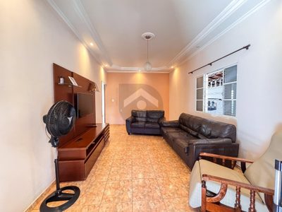Casa, 3 quartos, 230 m² - Foto 2