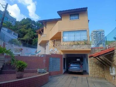 Apartamento, 4 quartos, 229 m² - Foto 2