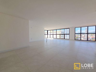 Apartamento, 3 quartos, 146 m² - Foto 1