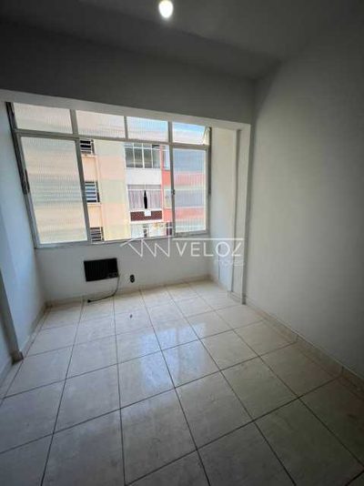 Apartamento, 1 quarto, 29 m² - Foto 1