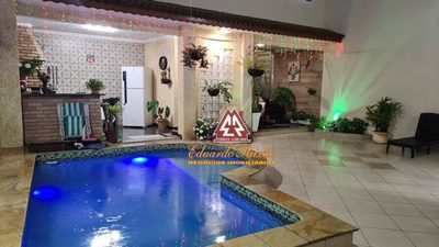 Sobrado, 3 quartos, 300 m² - Foto 1
