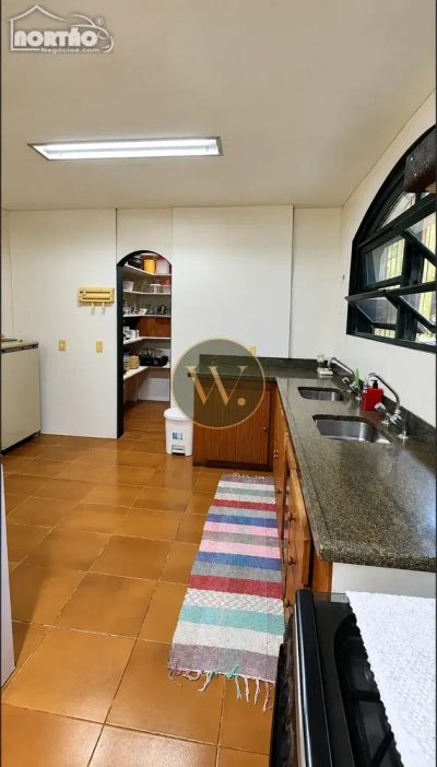 Casa, 4 quartos, 1190 m² - Foto 3