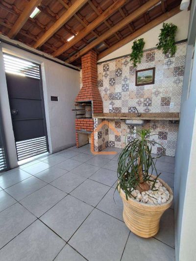Casa, 2 quartos, 70 m² - Foto 1