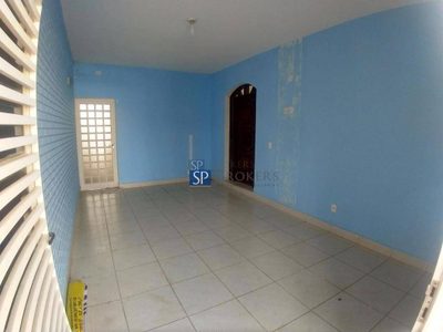 Casa, 4 quartos, 215 m² - Foto 1