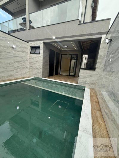 Sobrado, 4 quartos, 204 m² - Foto 1