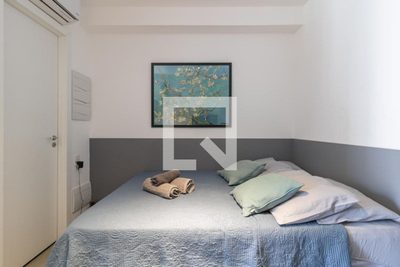 Apartamento, 1 quarto, 28 m² - Foto 2