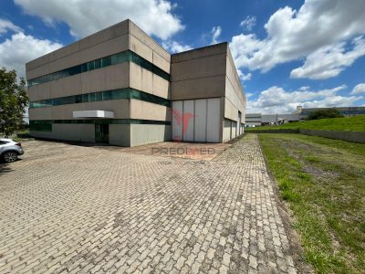 Prédio Inteiro, 1695 m² - Foto 1