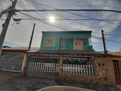 Casa, 4 quartos, 190 m² - Foto 2