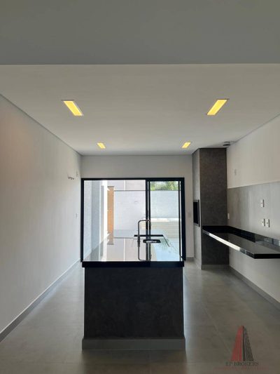 Casa, 3 quartos, 144 m² - Foto 3