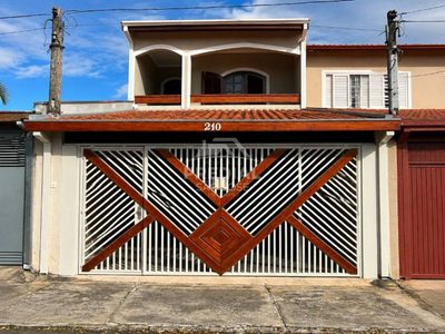 Casa, 4 quartos, 176 m² - Foto 1