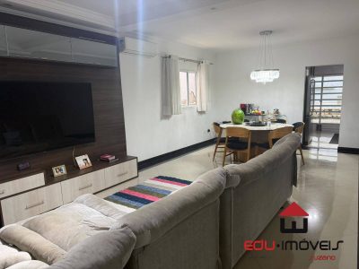Casa, 3 quartos, 330 m² - Foto 2