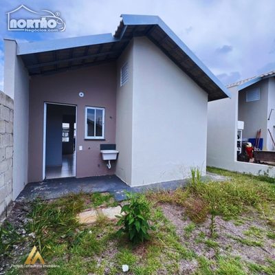 Casa, 3 quartos, 60 m² - Foto 1