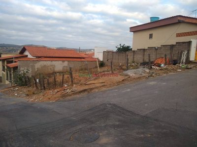 Terreno, 200 m² - Foto 1