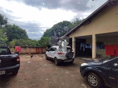 Chácara, 4 quartos, 5000 m² - Foto 1