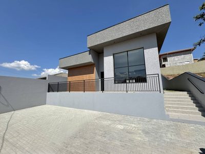 Casa, 3 quartos, 154 m² - Foto 1