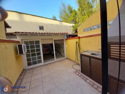 Casa, 3 quartos, 95 m² - Foto 2