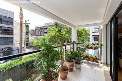 Apartamento, 3 quartos, 161 m² - Foto 1