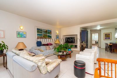 Casa, 5 quartos, 256 m² - Foto 2