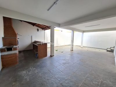 Casa, 3 quartos, 263 m² - Foto 4