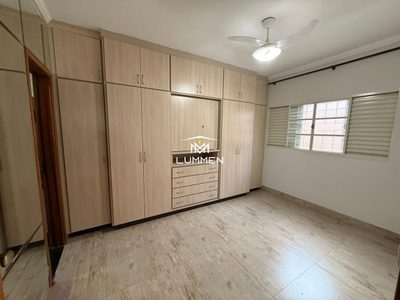 Casa, 3 quartos, 250 m² - Foto 2