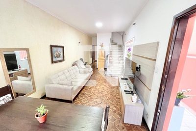 Casa, 4 quartos, 185 m² - Foto 1