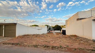 Terreno, 300 m² - Foto 2
