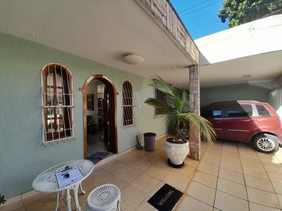 Casa, 3 quartos, 381 m² - Foto 1