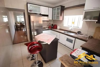 Casa, 3 quartos, 174 m² - Foto 3