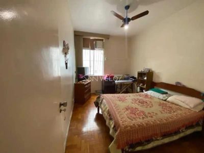 Apartamento, 3 quartos, 180 m² - Foto 1