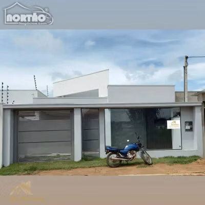 Casa, 4 quartos, 165 m² - Foto 1