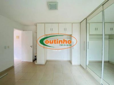 Cobertura, 3 quartos, 222 m² - Foto 2