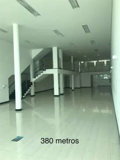 Loja-Salão, 400 m² - Foto 1