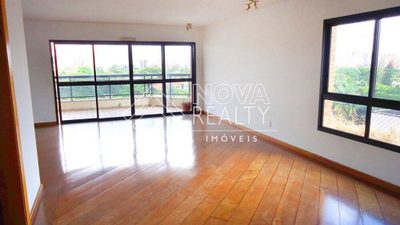 Apartamento, 3 quartos, 246 m² - Foto 2