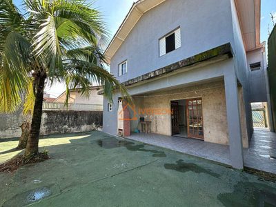 Sobrado, 4 quartos, 236 m² - Foto 1