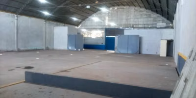 Loja-Salão, 750 m² - Foto 1