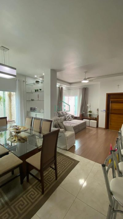 Casa, 4 quartos, 200 m² - Foto 3