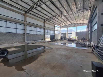 Depósito-Galpão, 1600 m² - Foto 1