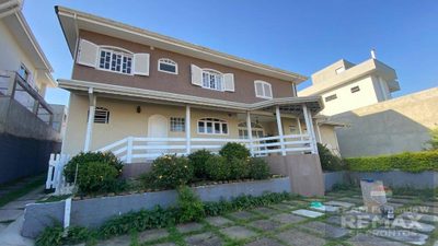 Casa, 3 quartos, 237 m² - Foto 1