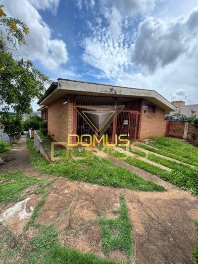 Casa, 3 quartos, 254 m² - Foto 1