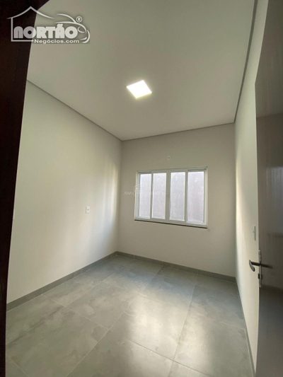 Casa, 3 quartos, 104 m² - Foto 2