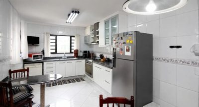 Sobrado, 4 quartos, 260 m² - Foto 2