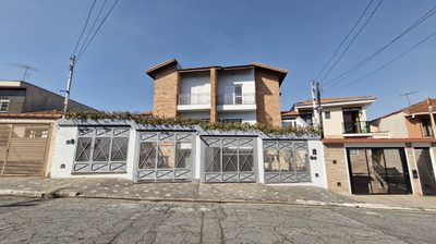 Sobrado, 3 quartos, 223 m² - Foto 2