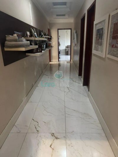 Cobertura, 3 quartos, 240 m² - Foto 2
