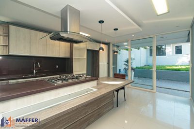 Casa, 4 quartos, 198 m² - Foto 2