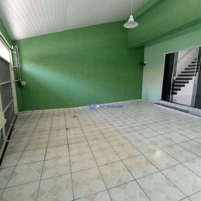 Sobrado, 4 quartos, 240 m² - Foto 1